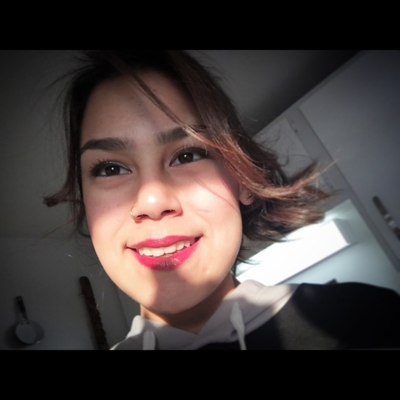 Meet your Posher, Bailly - Picture 1 of 1